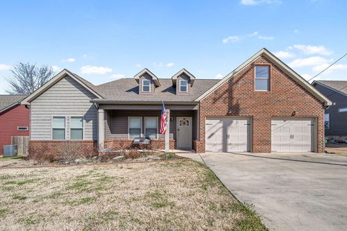 128 Franklin Cir, Fort Oglethorpe, GA, 30742-4257 | Card Image