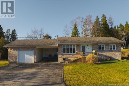 2095 Commerciale St, Saint-François-De-Madawaska, NB, E7A1B3 | Card Image