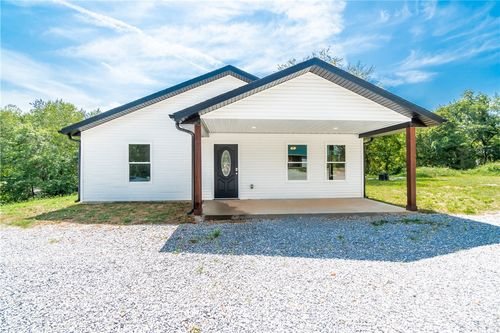 807 Jessie James Rd, Pineville, MO, 64856-9591 | Card Image