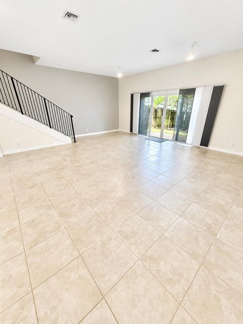2931 Sw 18th Terrace, Fort Lauderdale, FL, 33315 | Card Image