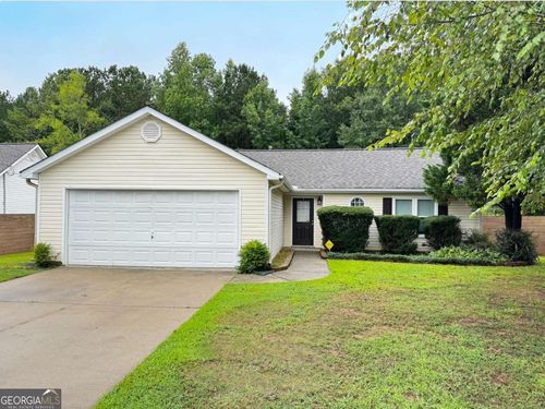 73 Canterbury Dr, Grantville, GA, 30220-2032 | Card Image