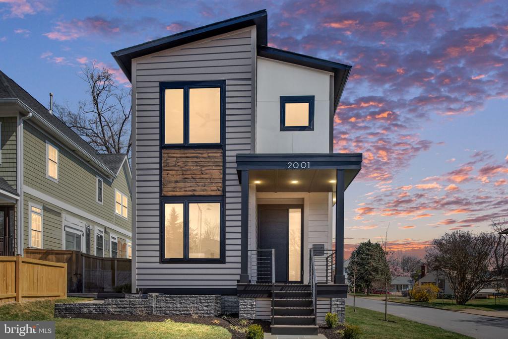 Residential in ARLINGTON 4
