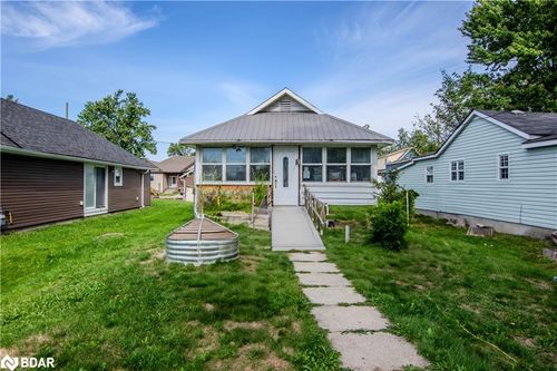 1056 Wood St, Churchill, ON, L0L1K0 | Card Image