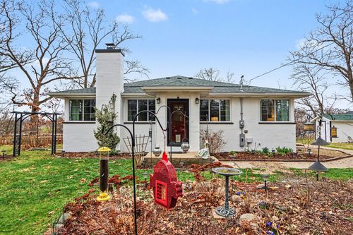 58864 River Heights Dr, Three Rivers, MI, 49093-9328 | Card Image