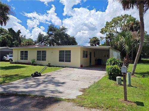 1819 Beachwood Dr, North Fort Myers, FL, 33903-3300 | Card Image