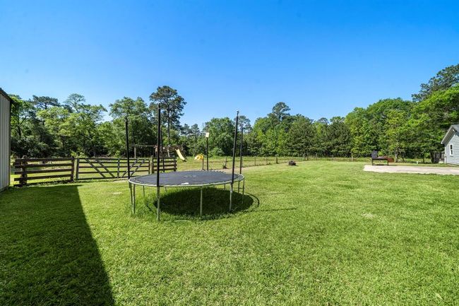 424 Hankamer Loop, House other with 3 bedrooms, 3 bathrooms and 2 parking in Hankamer TX | Image 39