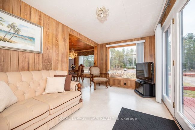 3433 Round Lake Road, House other with 5 bedrooms, 1 bathrooms and 2 parking in Killaloe, Hagarty and Richards ON | Image 13