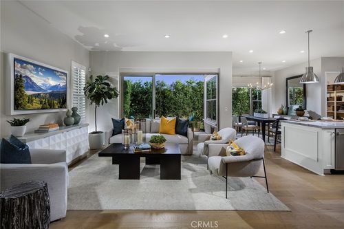 121 Campion, Irvine, CA, 92618-3561 | Card Image
