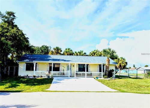 820 Coconut Rd, VENICE, FL, 34293-6736 | Card Image