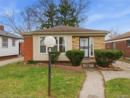 20271 Grandville Ave, Detroit, MI, 48219-1411 | Card Image