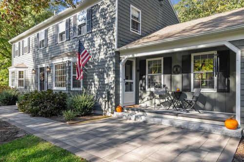 320 Stone Ridge Dr, East Greenwich, RI, 02818-1638 | Card Image