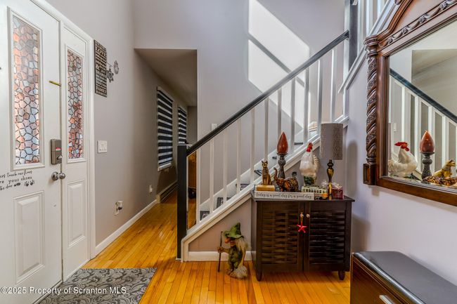 Foyer | Image 28