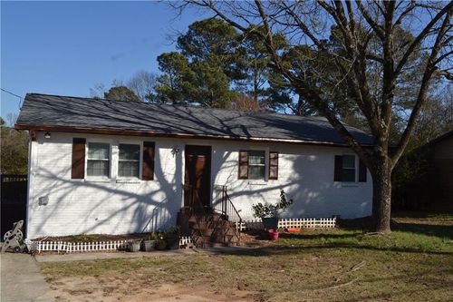 555 Lee Byrd Rd, Loganville, GA, 30052-2313 | Card Image