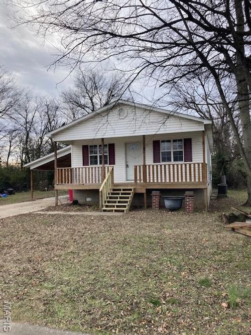 219 Petroleum St, Sikeston, MO, 63801-3511 | Card Image