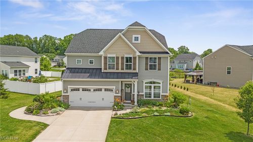 2747 Compass Point Drive, Uniontown, OH, 44685 | Card Image