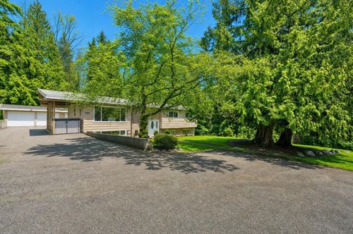 733 Shaw Ave, Coquitlam, BC, V3K2R7 | Card Image