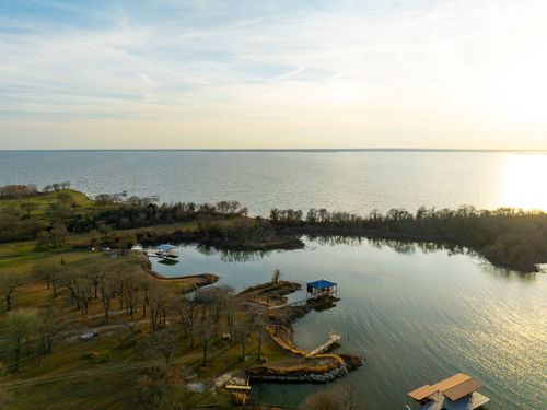 674 Briggs Blvd, East Tawakoni, TX, 75472-7116 | Card Image
