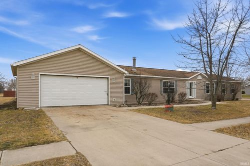 205 Forrest Park Dr, Garrett, IN, 46738-1095 | Card Image