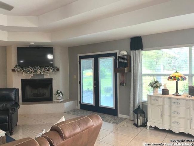 510 Jack Nickolaus Dr, House other with 3 bedrooms, 3 bathrooms and null parking in Devine TX | Image 12