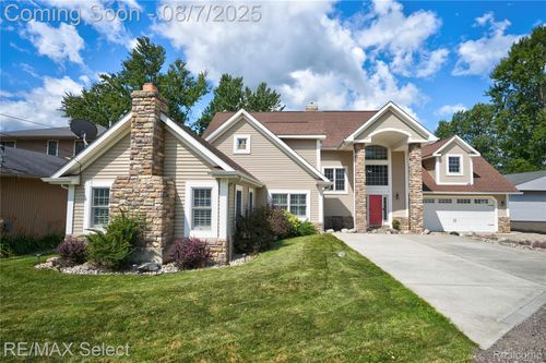 11472 Moffett Ct, Fenton, MI, 48430-8810 | Card Image