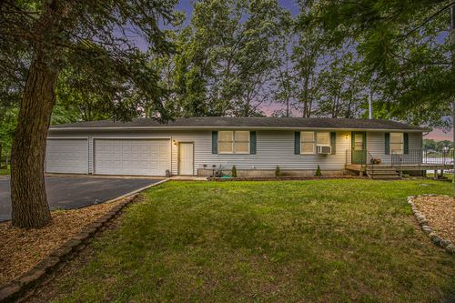 60053 E Oak Dr, Decatur, MI, 49045-9053 | Card Image