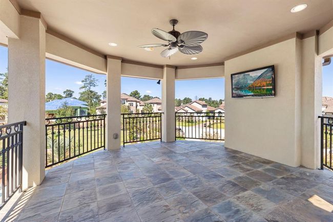 Inviting Upper-Level Terrace with Panoramic Views | Image 32