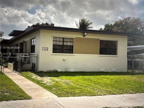 7546 Nw 2nd Ter, Miami, FL, 33126-4104 | Card Image
