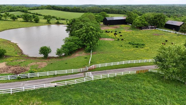 2458 High Bridge Road, House other with 4 bedrooms, 3 bathrooms and null parking in Lancaster KY | Image 4