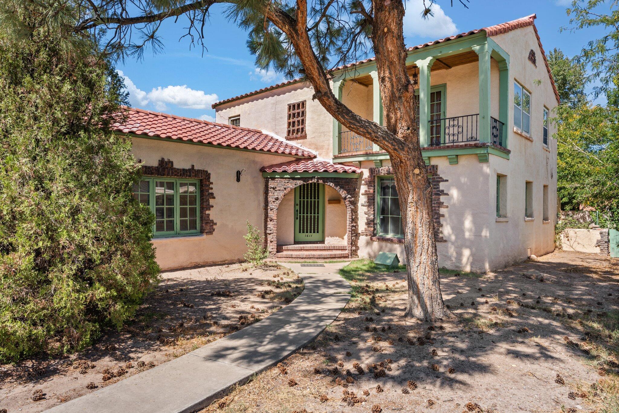 Los Alamos Ave, Albuquerque, NM 87104