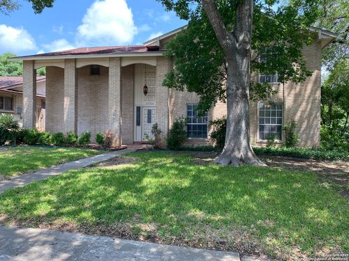 4823 Los Reyes St, San Antonio, TX, 78233-5806 | Card Image