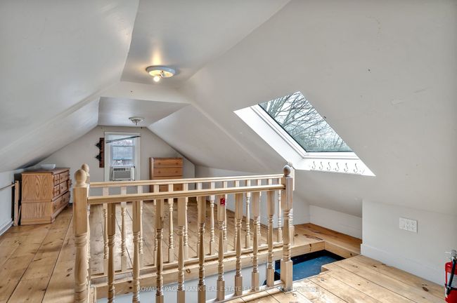 617 Aylmer St N, House other with 3 bedrooms, 2 bathrooms and 2 parking in Peterborough ON | Image 33