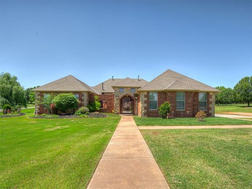 7025 Orchard Vw, Edmond, OK, 73025-1743 | Card Image