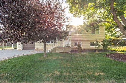 1135 Connecticut Ave, Harrisville, UT, 84404-2767 | Card Image