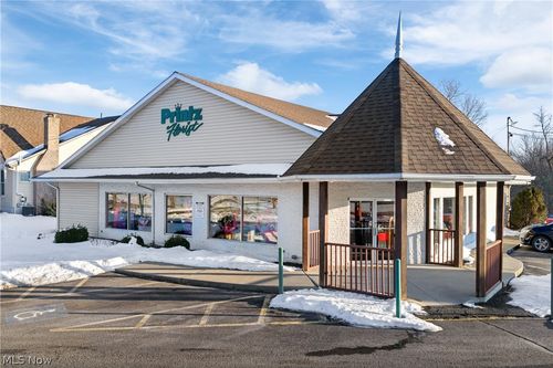 3724 12th St Nw, Canton, OH, 44708-3808 | Card Image