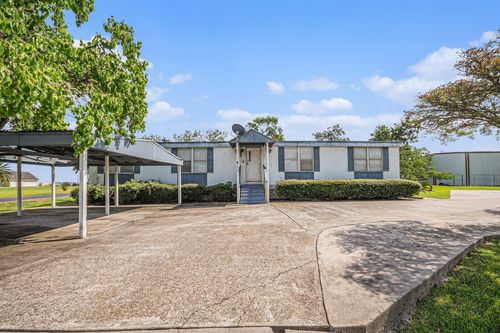 411 Avenue G, San Leon, TX, 77539-8758 | Card Image