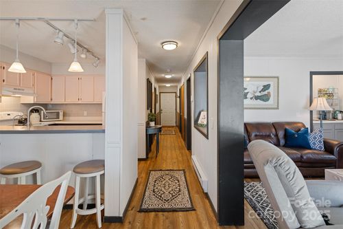 unit-2101-301 Pinnacle Inn Rd, Beech Mountain, NC, 28604-7479 | Card Image