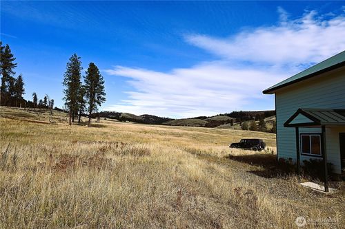 81 Rose Valley Rd, Republic, WA, 99166-9594 | Card Image