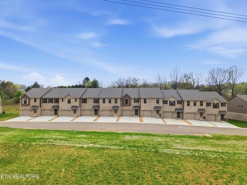 8948 Keenberg Ln, Knoxville, TN, 37931-3769 | Card Image