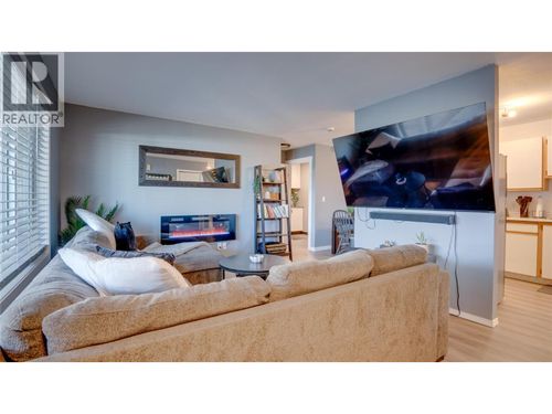 105-1041 Middleton Way, Vernon, BC, V1B2N3 | Card Image