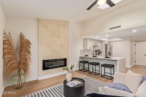 146-2020 W Union Hills Dr, Phoenix, AZ, 85027-5801 | Card Image