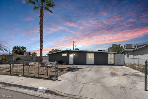 1629 James St, North Las Vegas, NV, 89030-7217 | Card Image