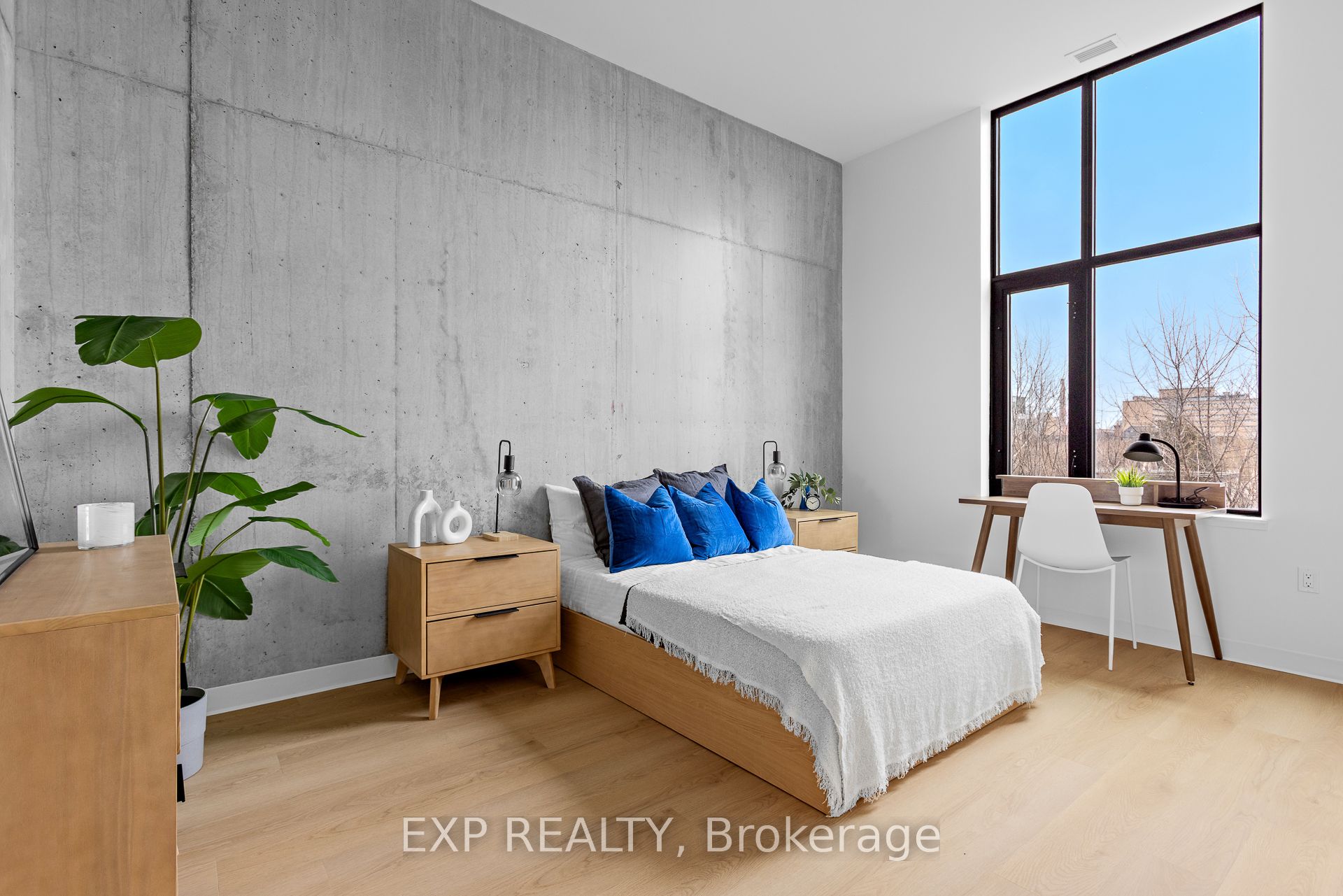 Residential Lease in Dows Lake - Civic Hospital and Area 4