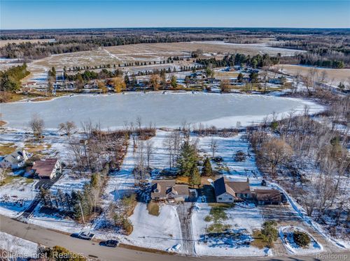 4663 Elm Dr, West Branch, MI, 48661-9676 | Card Image