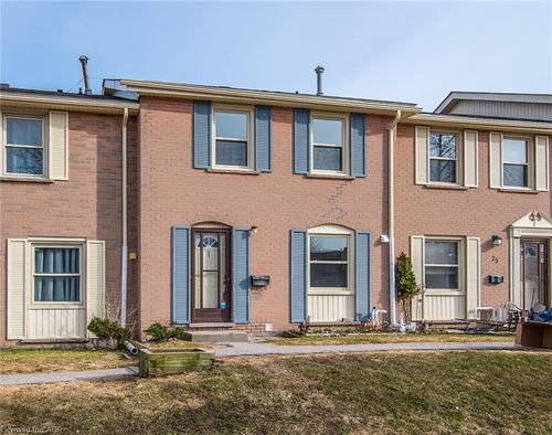 27 Queenston Dr, Kitchener, ON, N2B2T8 | Card Image