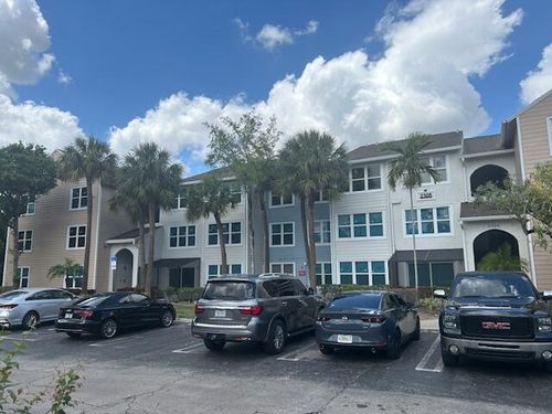 28-2305 N Congress Ave, Boynton Beach, FL, 33426-8646 | Card Image