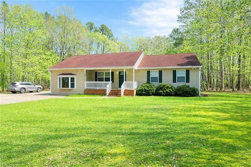 15211 Strawberry Plains Rd, Ivor, VA, 23866-2637 | Card Image