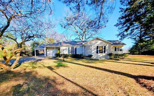 210 N King St, Winnfield, LA, 71483-3026 | Card Image