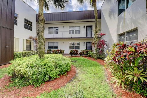 974-974 Normandy U, Delray Beach, FL, 33484-7943 | Card Image