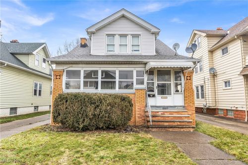 2up-10007 Parkview Avenue, Garfield Heights, OH, 44125 | Card Image