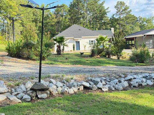 134 Carlton St, Greenwood, SC, 29649-9508 | Card Image